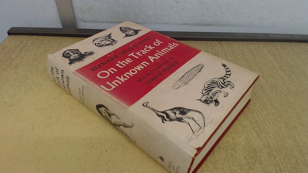 On the Track of Unknown Animals : Bernard Heuvelmans: Amazon